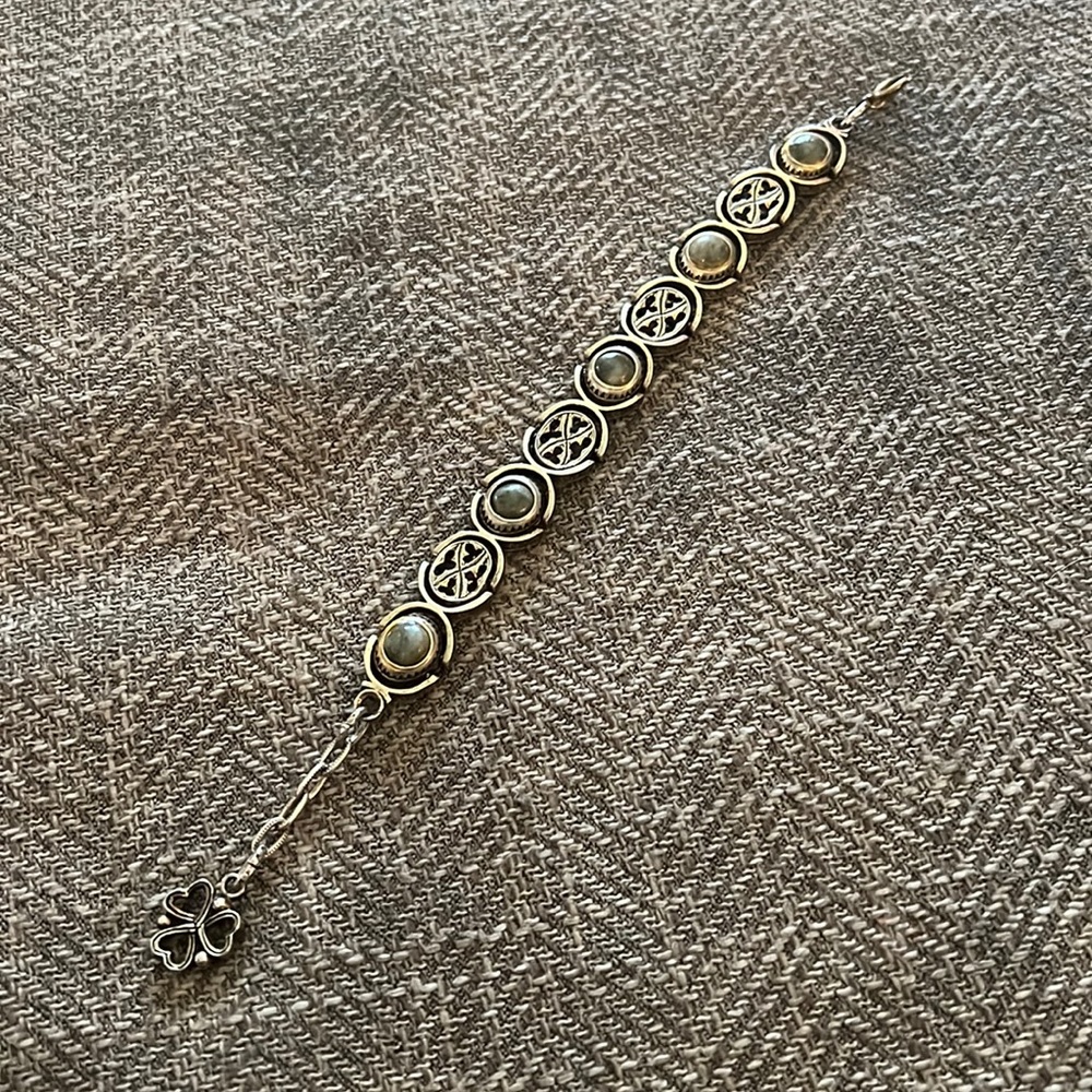 Jade Color Miracle Bracelet Vintage